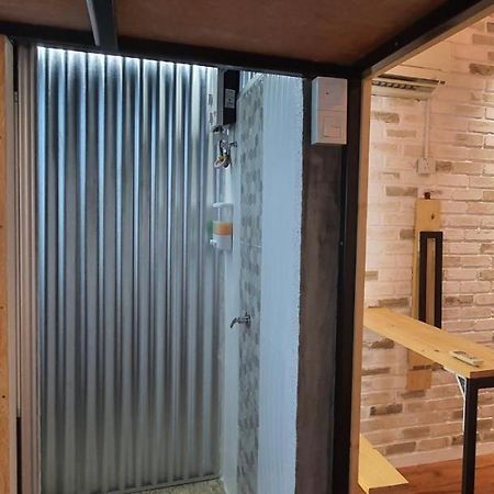 Tiny Home Miri Exterior foto